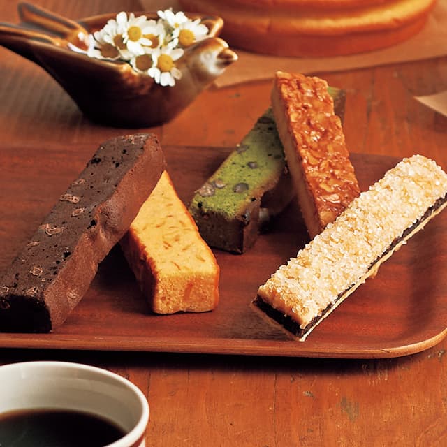 チョコレートケーキ　スティック