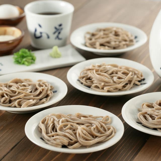 田中屋　石臼挽き出石そば　半なま